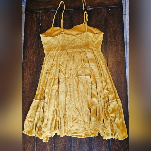 BABY DOLL DRESS - Picture 5 of 5